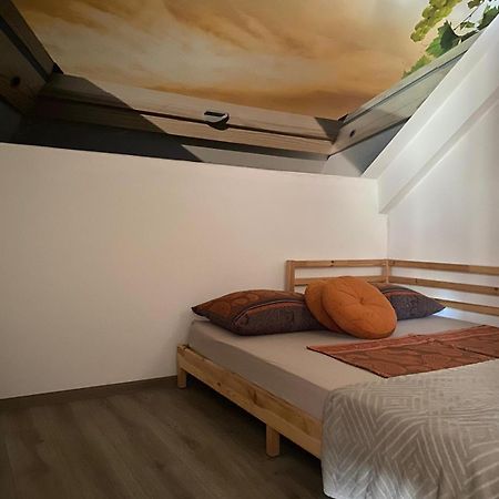 Apartments Escape Drežnik Grad Eksteriør bilde